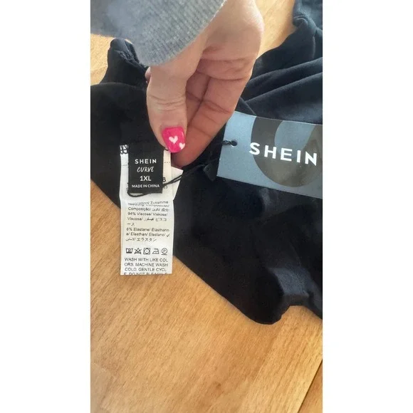 SHEIN Curve Black Strapless Tube Top Bodycon Romper Jumpsuit 1XL NEW - Picture 3 of 3